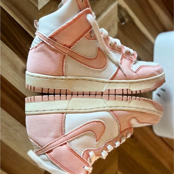 High Top Nike Arctic Orange Dunks 1985 - Picture 2 of 3